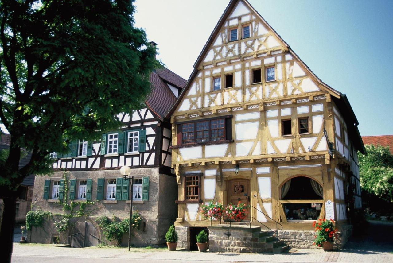 Hotel Restaurant Zum Nachtwaechter Lienzingen Екстериор снимка