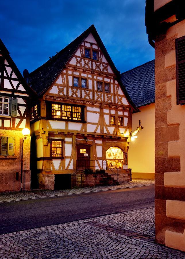 Hotel Restaurant Zum Nachtwaechter Lienzingen Екстериор снимка