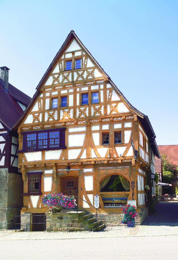Hotel Restaurant Zum Nachtwaechter Lienzingen Екстериор снимка